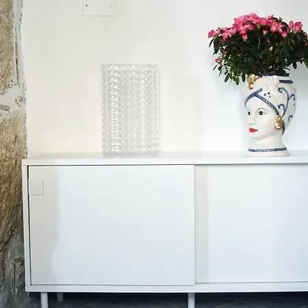 Iflat Dimora Del Cassaro * Палермо